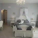 Donna Ada 3*