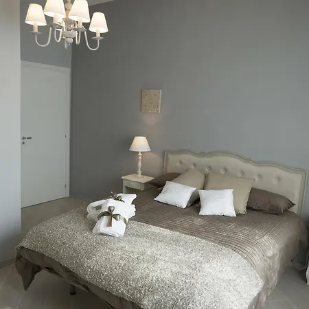 Bed & Breakfast Donna Ada Salerno